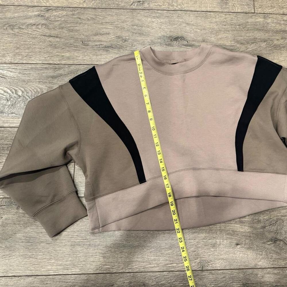 A&F ypb brown neoknit sweatshirt